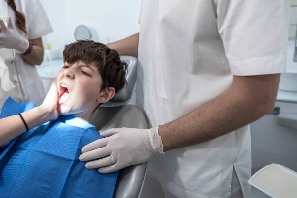 Best Dentist Open Late Near Me  in Belwood, NC